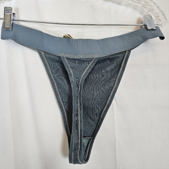 SKIMS Large Cotton Ribbed thong in Kyanite NWT high leg cut - Picture 5 of 5
